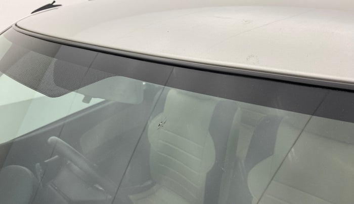 2015 Maruti Wagon R 1.0 VXI, Petrol, Manual, 16,443 km, Front windshield - Minor spot on windshield