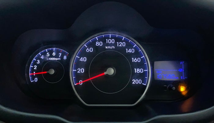 2013 Hyundai i10 MAGNA 1.2, Petrol, Manual, 1,07,746 km, Odometer Image