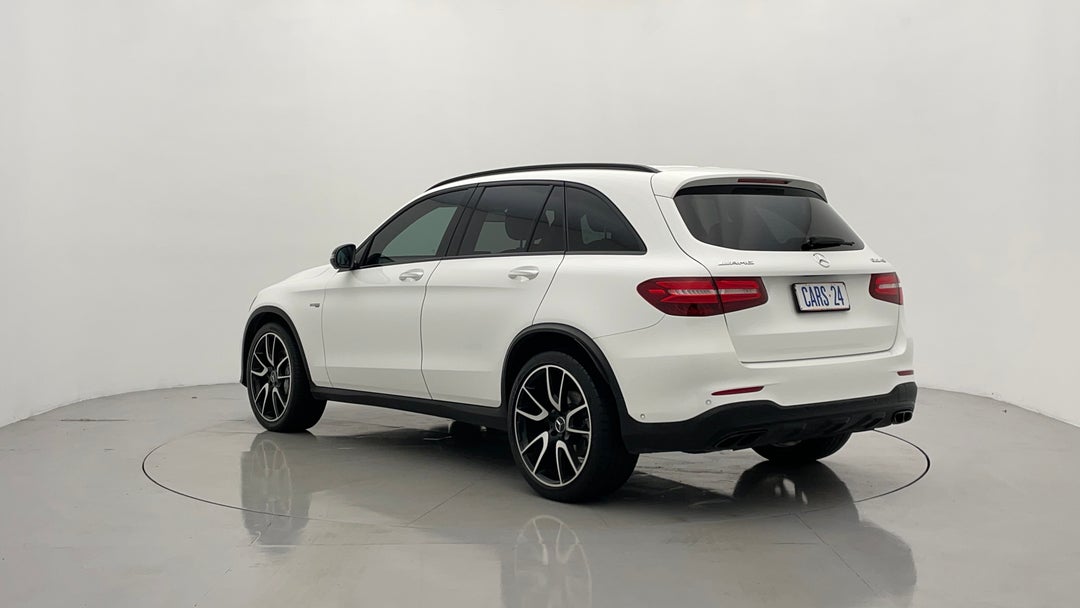 Left Back Diagonal (45- Degree) View