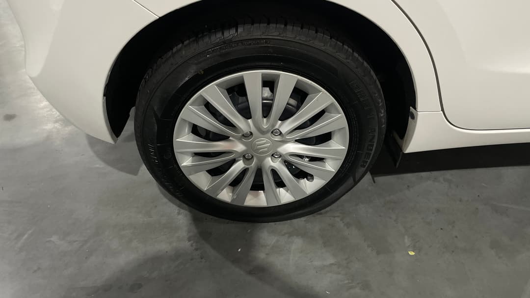 2022 Suzuki Baleno Gl, Automatic, 57867 km, Right Rear Wheel