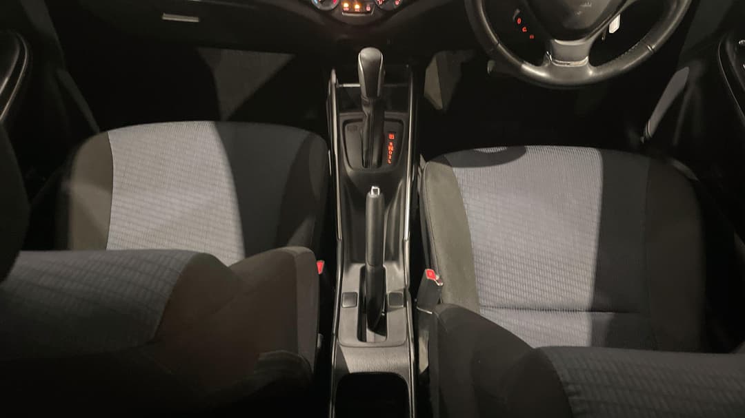 2022 Suzuki Baleno Gl, Automatic, 57867 km, Center Console