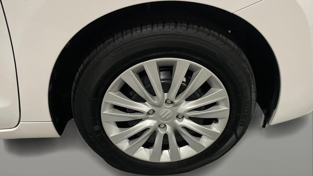 2022 Suzuki Baleno Gl, Automatic, 57867 km, Right Front Wheel