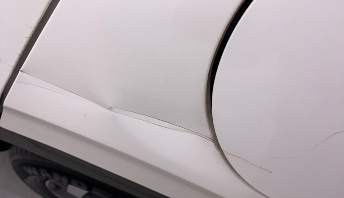 2020 Hyundai VENUE SX PLUS 1.0 TURBO DCT, Petrol, Automatic, 18,194 km, Left quarter panel - Minor scratches