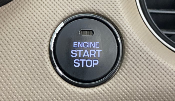 2014 Hyundai Grand i10 SPORTZ 1.2 KAPPA VTVT, Petrol, Manual, 38,143 km, Keyless Start/ Stop Button