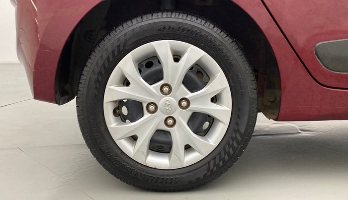2014 Hyundai Grand i10 SPORTZ 1.2 KAPPA VTVT, Petrol, Manual, 38,143 km, Right Rear Wheel
