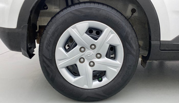 2020 Hyundai VENUE S MT 1.2 KAPPA, Petrol, Manual, 14,081 km, Right Rear Wheel