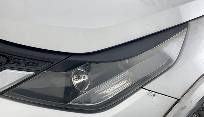 2018 Tata Hexa Varicor 400 XM, Diesel, Manual, 56,381 km, Left headlight - Minor scratches