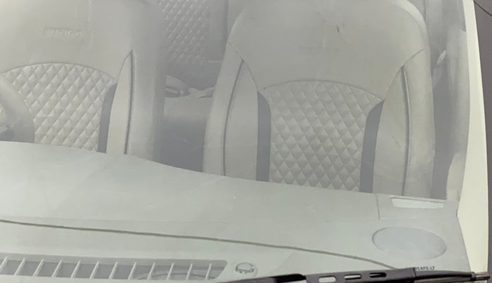 2017 Maruti Ertiga VXI ABS, Petrol, Manual, 54,647 km, Front windshield - Minor spot on windshield