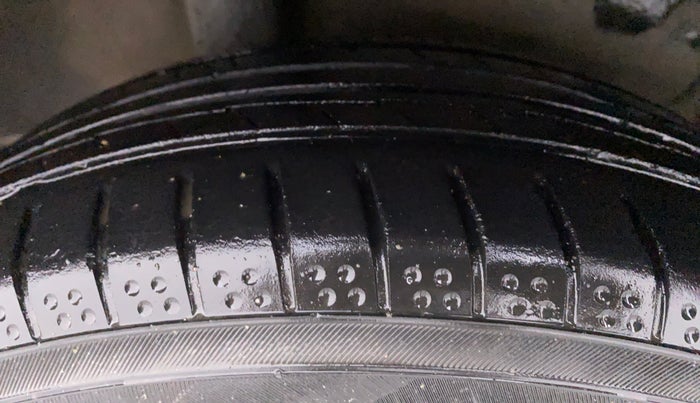 2015 Honda City VX MT PETROL, Petrol, Manual, 72,170 km, Right Rear Tyre Tread
