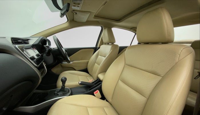 2015 Honda City VX MT PETROL, Petrol, Manual, 72,170 km, Right Side Front Door Cabin