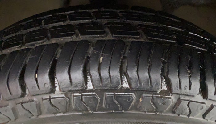 2011 Maruti Zen Estilo LXI, Petrol, Manual, 44,196 km, Right Front Tyre Tread