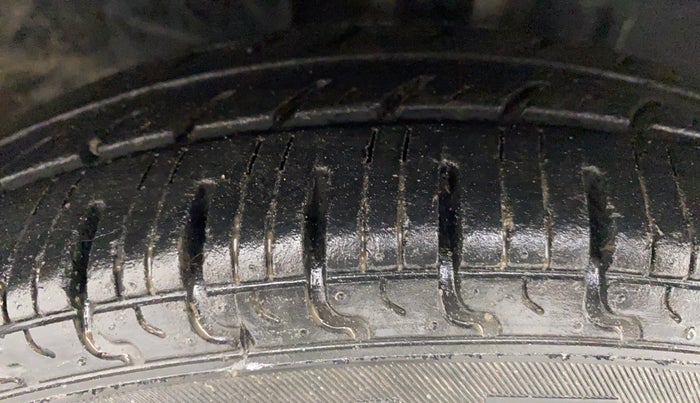 2019 Datsun Redi Go S 1.0, Petrol, Manual, 18,092 km, Right Front Tyre Tread