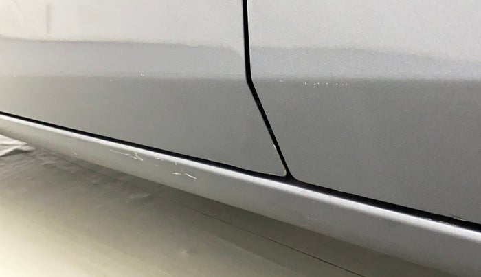 2017 Toyota Corolla Altis VL CVT PETROL, Petrol, Automatic, 86,409 km, Left running board - Minor scratches