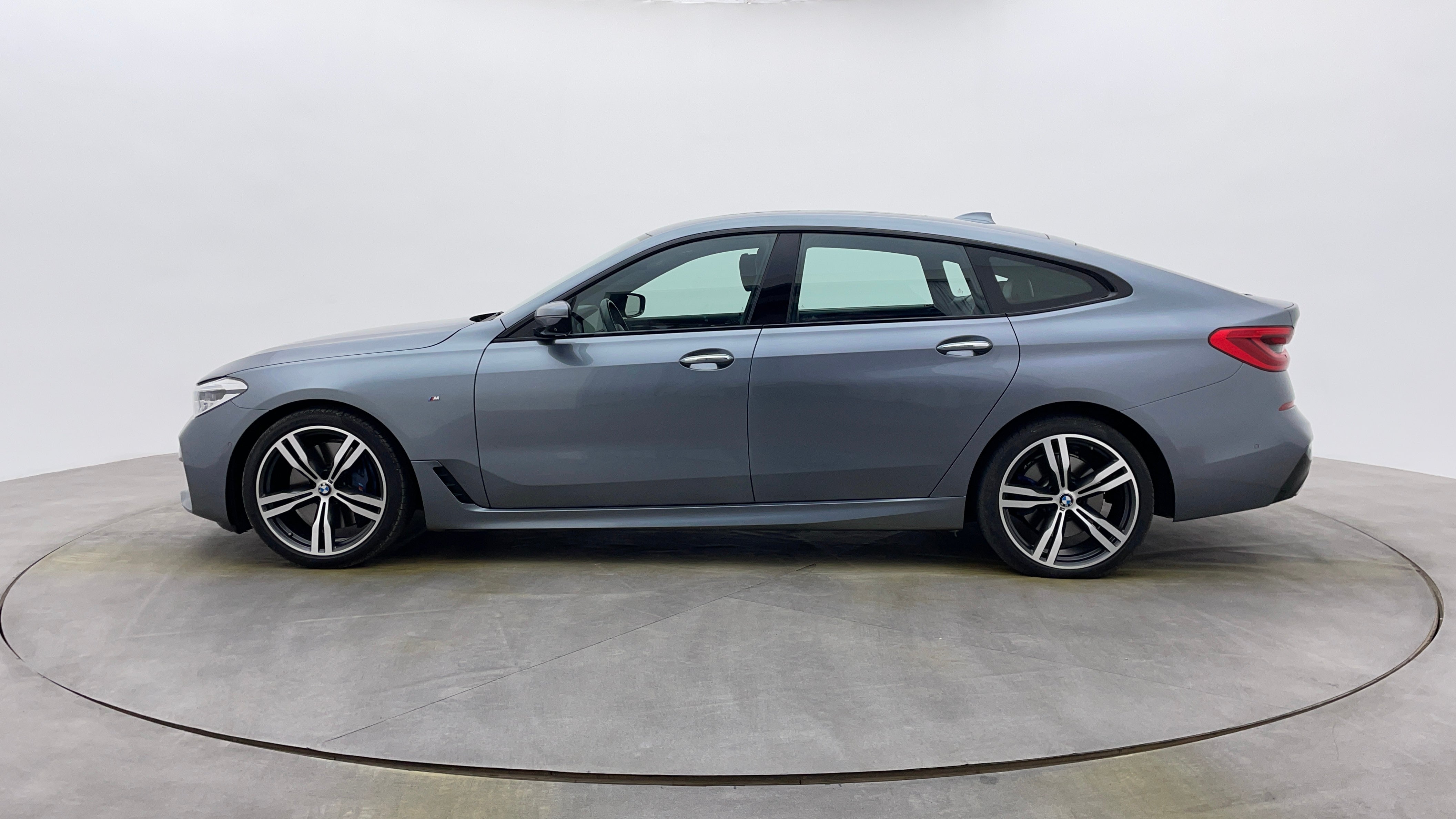 BMW 6 Series-Left Side View