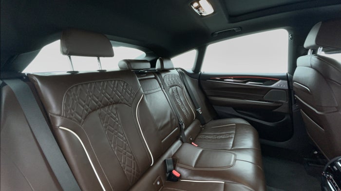 BMW 640I-Right Side Door Cabin View