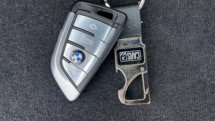 BMW 640I-Key Close-up