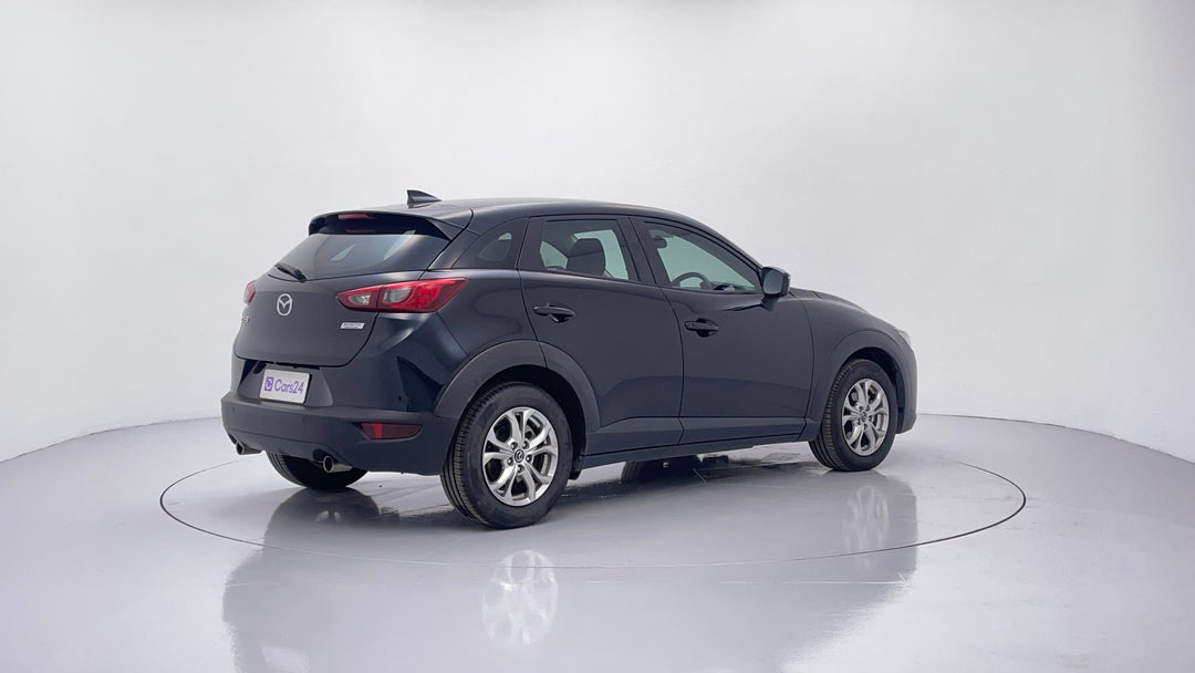 Right Back Diagonal (45- Degree) View