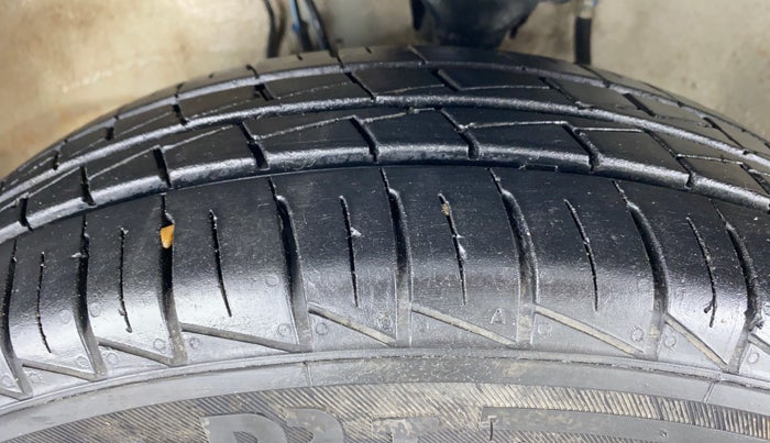 2019 Maruti Alto LXI, Petrol, Manual, 4,318 km, Left Front Tyre Tread