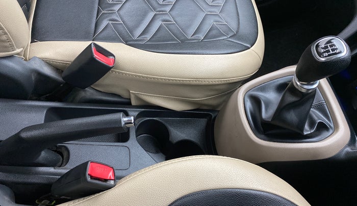 2017 Hyundai Xcent SX 1.2, Petrol, Manual, 54,651 km, Gear Lever