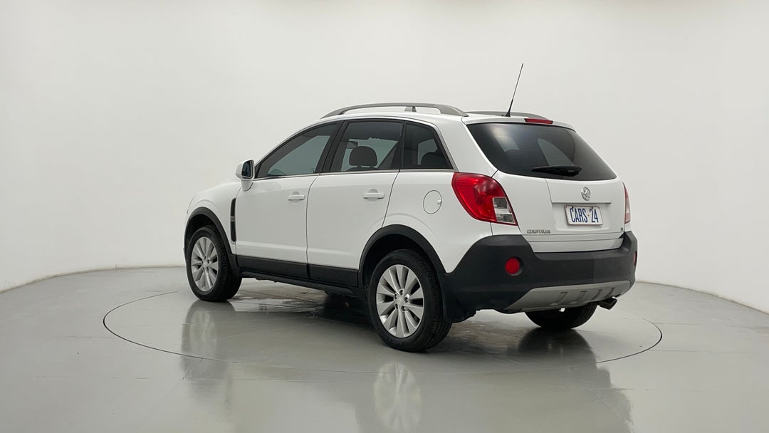 Left Back Diagonal (45- Degree) View