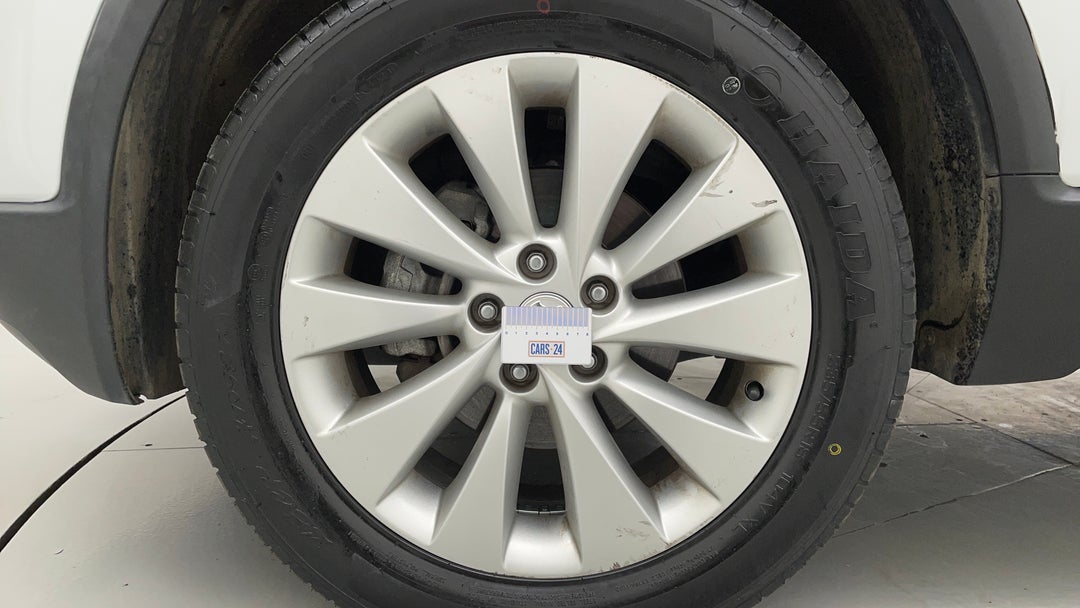 Wheels Rim Front LHS Gutter Rash