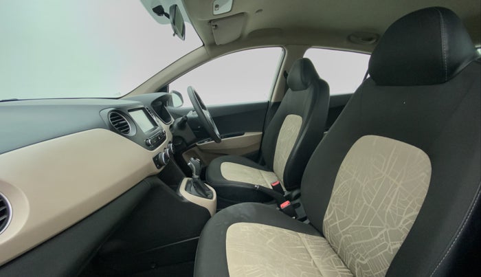 2017 Hyundai Grand i10 SPORTZ (O) 1.2 AT VTVT, Petrol, Automatic, 30,210 km, Right Side Front Door Cabin