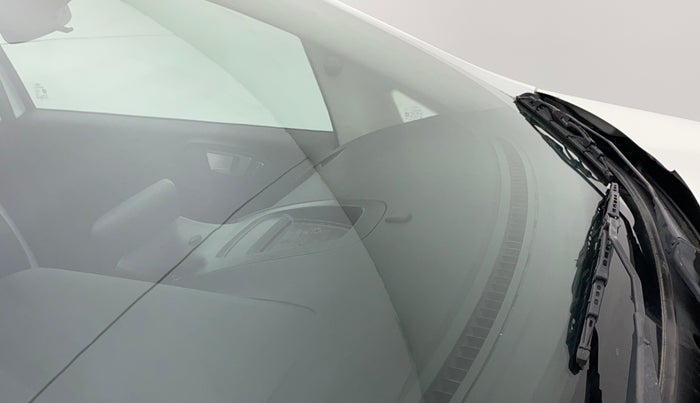 2017 Ford Ecosport TREND+ 1.5L DIESEL, Diesel, Manual, 84,303 km, Front windshield - Minor spot on windshield