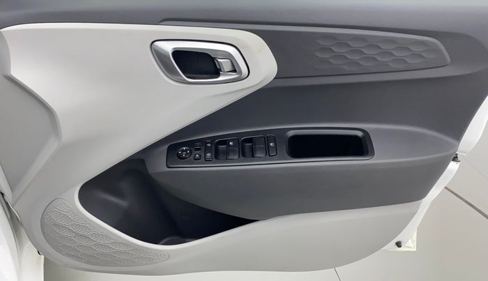 2021 Hyundai GRAND I10 NIOS SPORTZ 1.2 KAPPA VTVT, Petrol, Manual, 14,596 km, Driver Side Door Panels Control