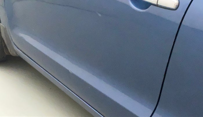 2017 Maruti Baleno ZETA PETROL 1.2, Petrol, Manual, 49,469 km, Front passenger door - Minor scratches
