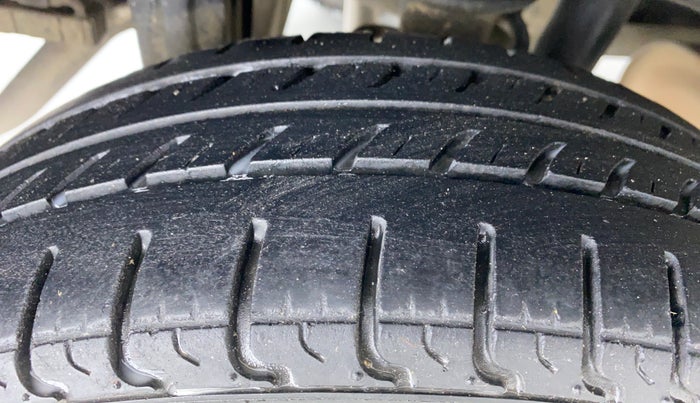 2017 Maruti Alto K10 VXI P, Petrol, Manual, 95,590 km, Right Rear Tyre Tread