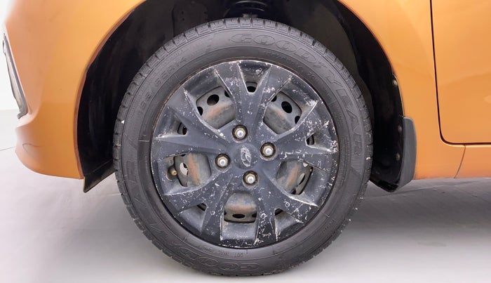 2015 Hyundai Grand i10 MAGNA 1.2 VTVT, Petrol, Manual, 45,821 km, Left Front Wheel