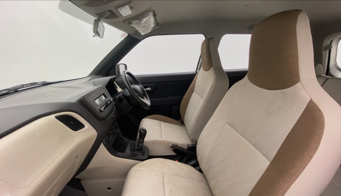 2020 Maruti New Wagon-R VXI 1.0, Petrol, Manual, 13,044 km, Right Side Front Door Cabin
