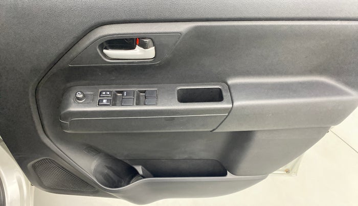 2020 Maruti New Wagon-R VXI 1.0, Petrol, Manual, 13,044 km, Driver Side Door Panels Control