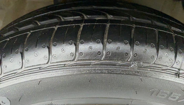 2018 Maruti Celerio X Zxi, Petrol, Manual, 60,858 km, Right Front Tyre Tread