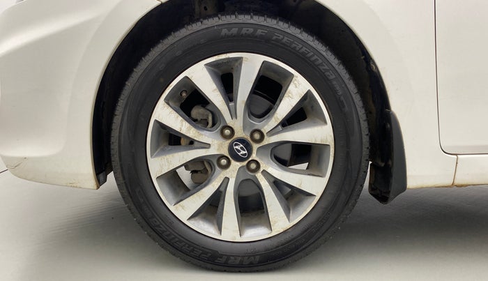 2014 Hyundai Verna FLUIDIC 1.6 SX CRDI, Diesel, Manual, 68,504 km, Left Front Wheel