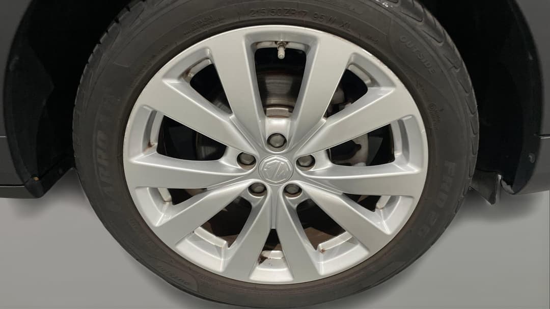 2020 MG ZS Excite, Automatic, 70291 km, Right Front Wheel