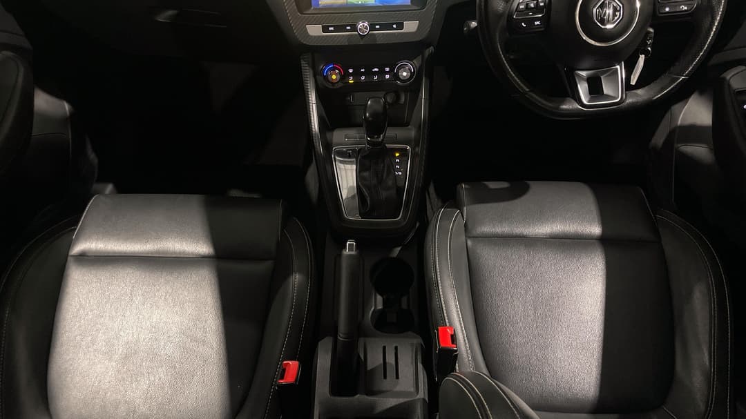 2020 MG ZS Excite, Automatic, 70291 km, Center Console