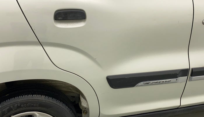 2021 Maruti S PRESSO VXI (O) CNG, CNG, Manual, 45,623 km, Right rear door - Slightly dented