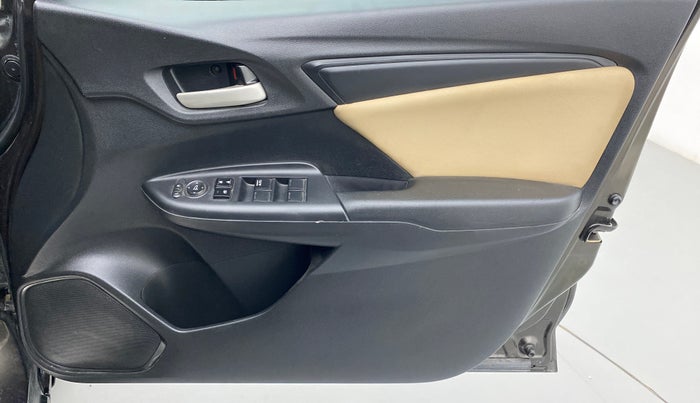 2018 Honda Jazz 1.2 V MT, Petrol, Manual, 31,073 km, Driver Side Door Panels Control