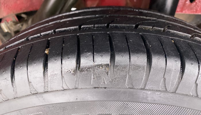 2018 Mahindra KUV 100 NXT K2 6 STR, Petrol, Manual, 18,026 km, Left Rear Tyre Tread