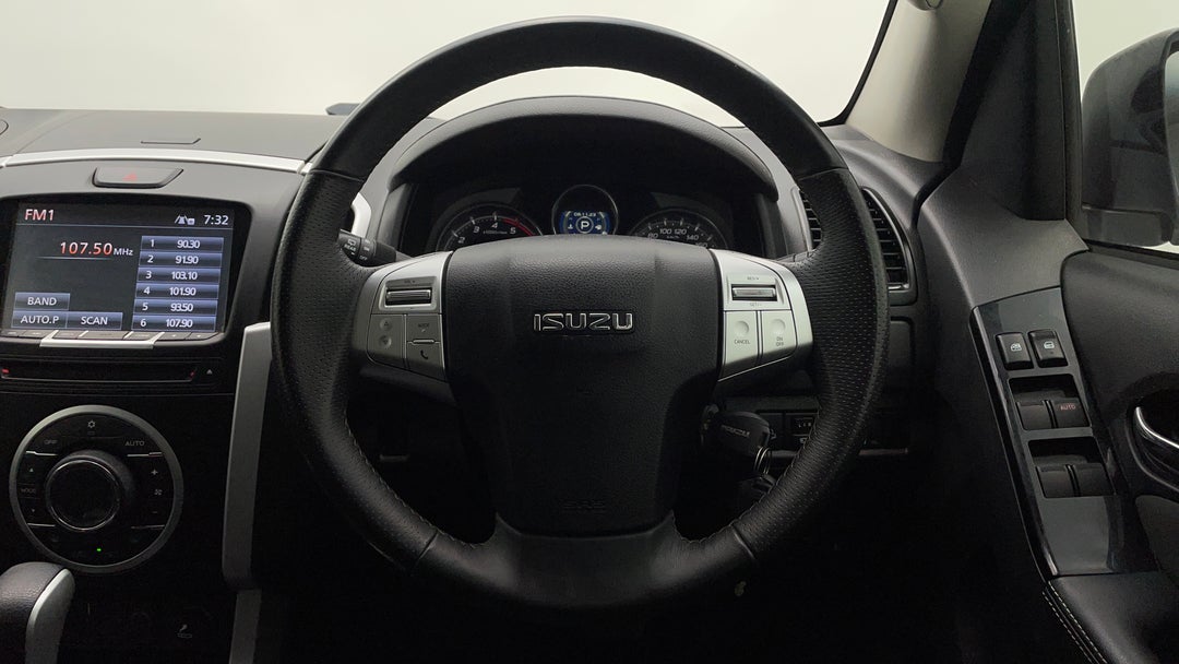 2019 Isuzu MU-X Ls-u (4x2), Automatic, 56325 km, Steering Wheel Close-up