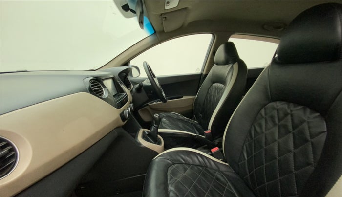 2017 Hyundai Grand i10 MAGNA 1.2 KAPPA VTVT, Petrol, Manual, 60,443 km, Right Side Front Door Cabin