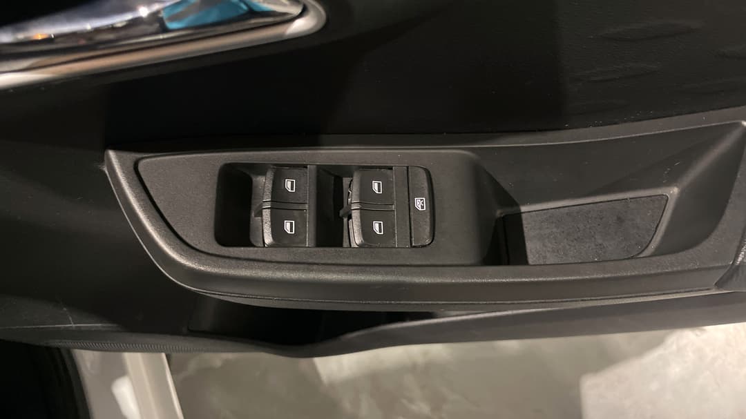 2021 MG Mg3 Auto Core, Automatic, 70265 km, Drivers Side Door Panel Controls