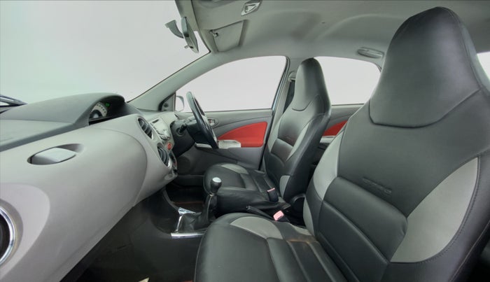 2011 Toyota Etios VX, Petrol, Manual, 57,187 km, Right Side Front Door Cabin
