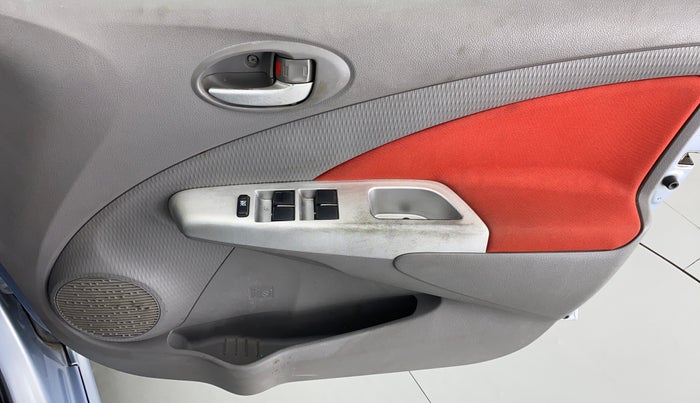 2011 Toyota Etios VX, Petrol, Manual, 57,187 km, Driver Side Door Panels Control