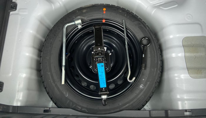 2022 Hyundai GRAND I10 NIOS SPORTZ PETROL, Petrol, Manual, 1,705 km, Spare Tyre