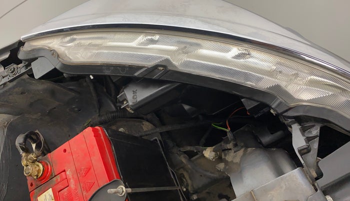 2017 Maruti Celerio VXI, Petrol, Manual, 53,755 km, Left headlight - Clamp has minor damage