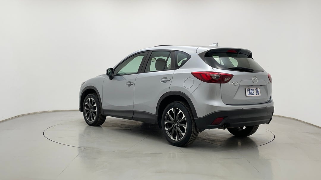 Left Back Diagonal (45- Degree) View