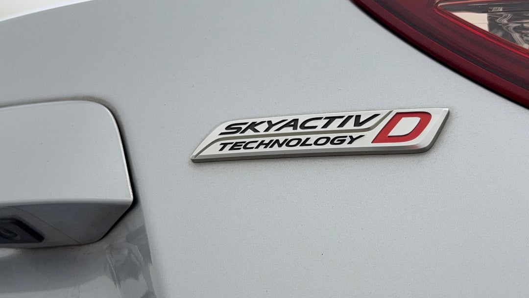 Badge (Boot Right Side)