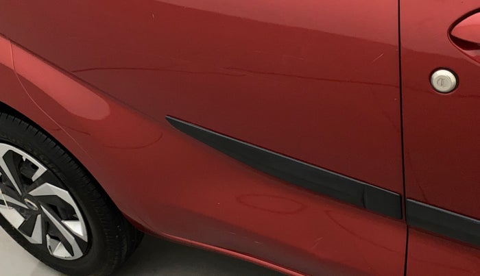 2021 Datsun Redi Go T(O) 1.0 AMT, Petrol, Automatic, 26,929 km, Right rear door - Slightly dented
